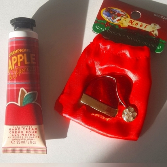 🍬 B&BW Celebration Holiday Gift Set ☃ - Picture 3 of 8